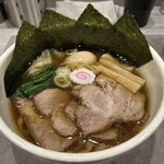 手打ち 蓮 - 醤油全部のせら〜麺。