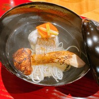 おおたに - 椀物　むかご真丈　焼かます　松茸
