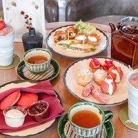 ザ タヴァン グリル＆ラウンジ - 