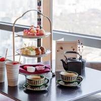 ザ タヴァン グリル＆ラウンジ - 