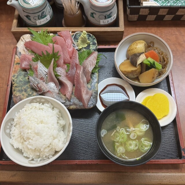 Sengyo Oroshi Kouri Uoka