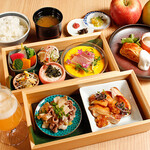 農絆卓恵 地産美食の小皿料理 - 【期間限定】旅するおべんとう箱-青森-