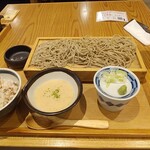 じねんじょ庵 - 自然薯麦とろとお蕎麦のセット
