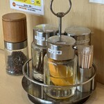 鶏白湯そば 燠 - 調味料