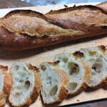 Truffle BAKERY Karuizawa Ten - Truffle BAKERY『法國長棍麵包』