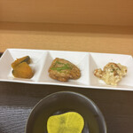 おかだうどん - 定食のオカズ♪