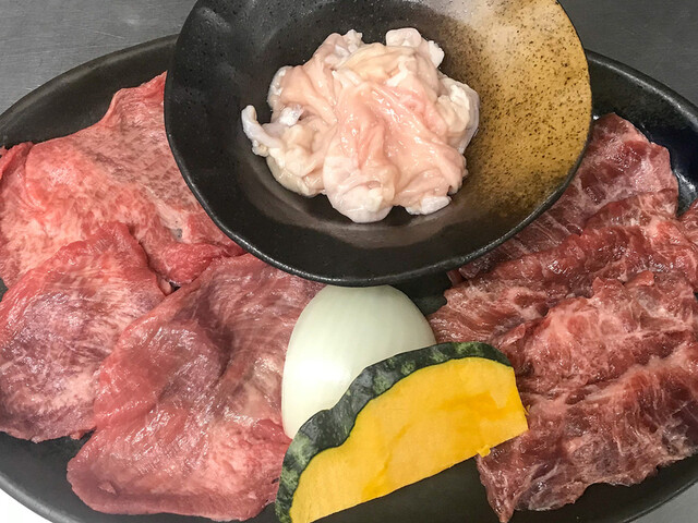 焼肉Dining 牛若丸 南6条通り店 &ndash; 旭川市の焼肉レストラン