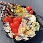 THE BBQ BEACH in LINKS UMEDA - 【冬季限定メニュー】海鮮たっぷり伊勢海老のブイヤベース 2人前　11/5～2/28まで
¥6,380