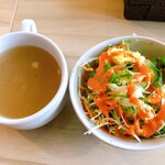 カトリ・キッチン - いつものサラダとスープ