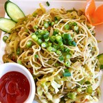 カトリ・キッチン - ベジ　チャウミン