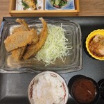 さかなと米にこだわったシュフ's ユミッチ - アジフライ定食（全景）