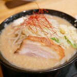 麺賊 夢我夢中 - 味噌豚基本　味玉　並　にんにく入り
