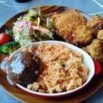 洋食堂セントレイ - 料理写真:「特製ランチ」ｽｰﾌﾟ付1000円