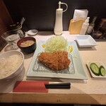 ポンチ軒 - ランチ- ロースカツ(特)