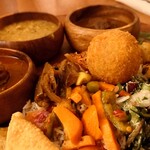 シナモンガーデン 関内店 - 