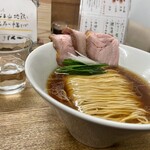 中華そば 紆折 - こちら鶏しょうゆラーメン(熟成・細麺) 1,000円(税込)