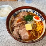 中華そば土屋商店 - ご飯に合う味噌ラーメンです