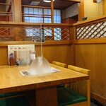 玄海寿司 - 店内の様子①