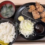 伝説のすた丼屋 - 