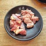 新家 - 親鶏1人前と若鶏1人前