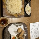 九つ井 - 和の器も素敵です。