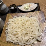 九つ井 - ざるうどん　細身でツルツル　とても美味しいです