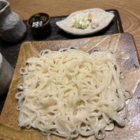 九つ井 玉川店 - ざるうどん　細身でツルツル　とても美味しいです