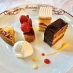 マダム・トキ - 