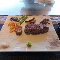 ニュー松坂 梅田32番街店 - 