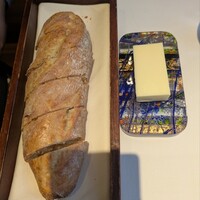 レストラン リューズ - パンもしっかり。おいしい。