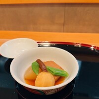 京 味和 - 鮪とくわい