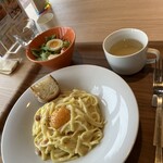 海辺のテーブルエッグ - 