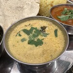 エリック サウス 名古屋則武新町店 - レモンココナッツエビカレー