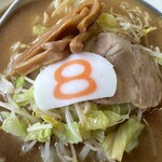 ８番らーめん - 