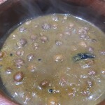 ケララキッチン - コクのあるブラックチャナの味わいがたまらないカダラカレー