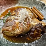 築地寿司清 - 鯛のアラ煮❗️