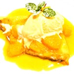 トラットリア・アルベロ - 温かいオレンジのグレープ