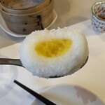 ル・シノワ 花栞 - 甘さを押さえた上品なカスタードクリーム✨
      　　流石です！