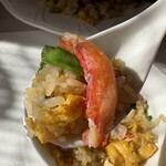 ル・シノワ 花栞 - ◉ 五目チャーハン
      　☘️ ^_^  流石！プロの技…一粒一粒のお米が、
      　　旨み脂にコーティングされて…✨
      　　はっらぱら❤️