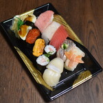 ちよだ鮨 - 料理写真:ちよ折・つばき（１，３９４円）２０２５年１月