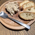 炭火焼鳥　bird - パテ&バゲット