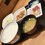 吉野家 - 料理写真:納豆牛小鉢定食（４６８円）２０２５年１月