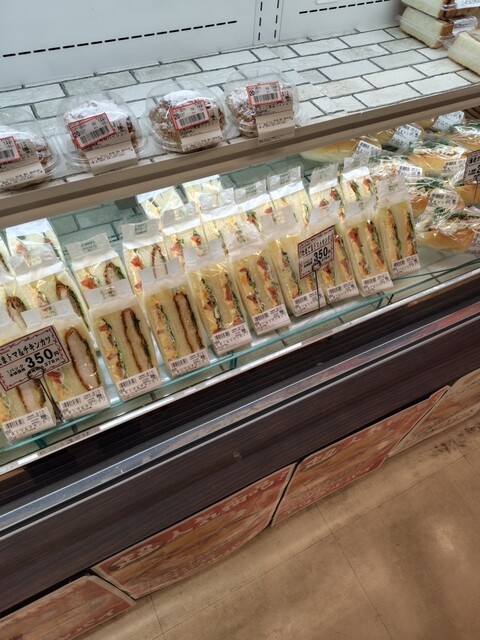 ウジエスーパー 長町店 - 太子堂（コンビニ・スーパー）の写真