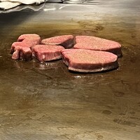 傳火 鉄板焼 - 