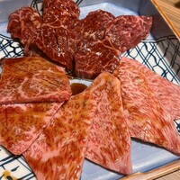 焼肉牛匠 新 - 
