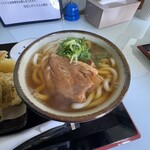 ななしのうどん 小郡店 - 温うどん中麺、豚軟骨ソーキ（２枚）