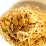 アランチャ - 生雲丹のクリームソース      ソースの雲丹も濃厚！