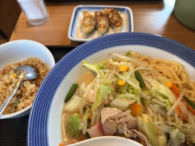 Ringer Hut Nagoya Yatomidori Ten