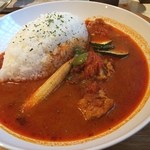 ナイスビームカリー - チキントマト❗️
            カレーは飲み物です。