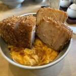 とんかつ 丸七 - この厚さである